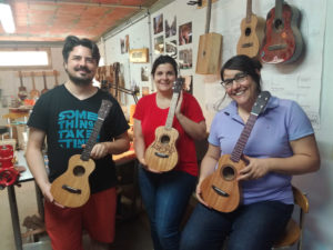 Stage lutherie Ukulélé DIY - Atelier Mélopée Toulouse