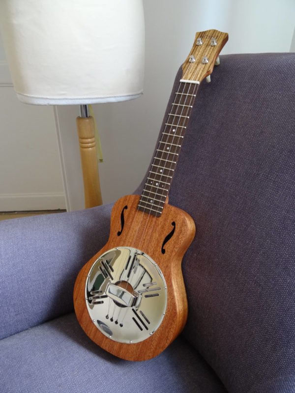 Ukulélé Concert Resonator luthier Mélopée (SBUK024)