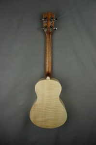 Ukulélé Concert Mélopée Erable flammé (solid flamed maple ukulele)