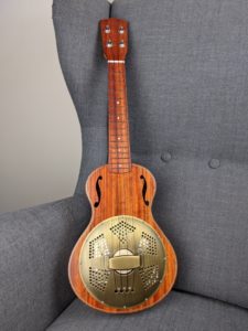 Ukulélé haut de gamme fabriqué en France - CUSTOM Ukulele handcrafted in France