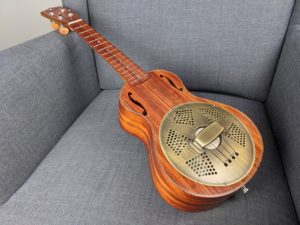 Ukulélé haut de gamme fabriqué en France - CUSTOM Ukulele handcrafted in France