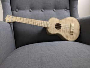Ukulélé Mélopée Concert Mini Erable Flammé (Flamed Maple Soprano Long Neck)