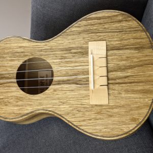 Ukulélé haut de gamme fabriqué en France - CUSTOM Ukulele handcrafted in France