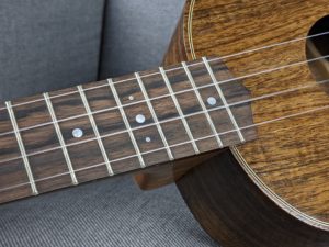 Ukulélé haut de gamme fabriqué en France - CUSTOM Ukulele handcrafted in France