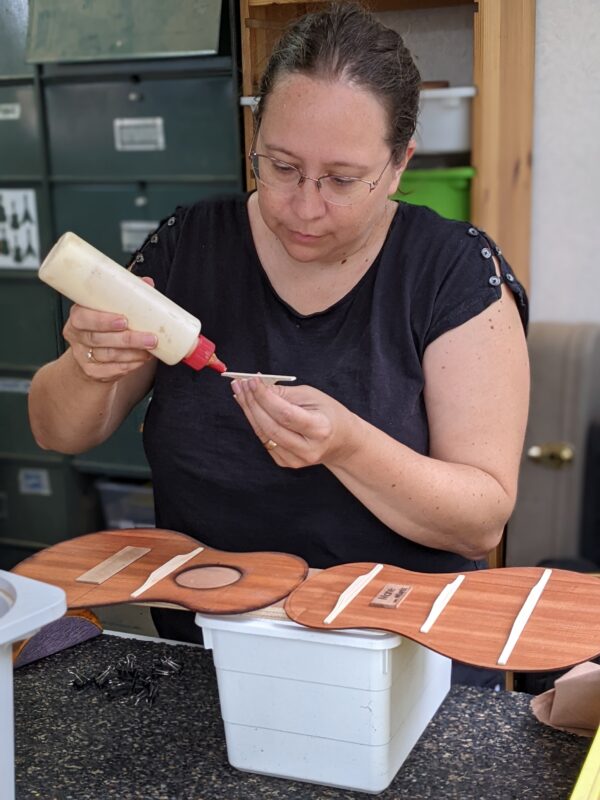 Stages Lutherie avec Mélopée - Ukulélé Traditionnel