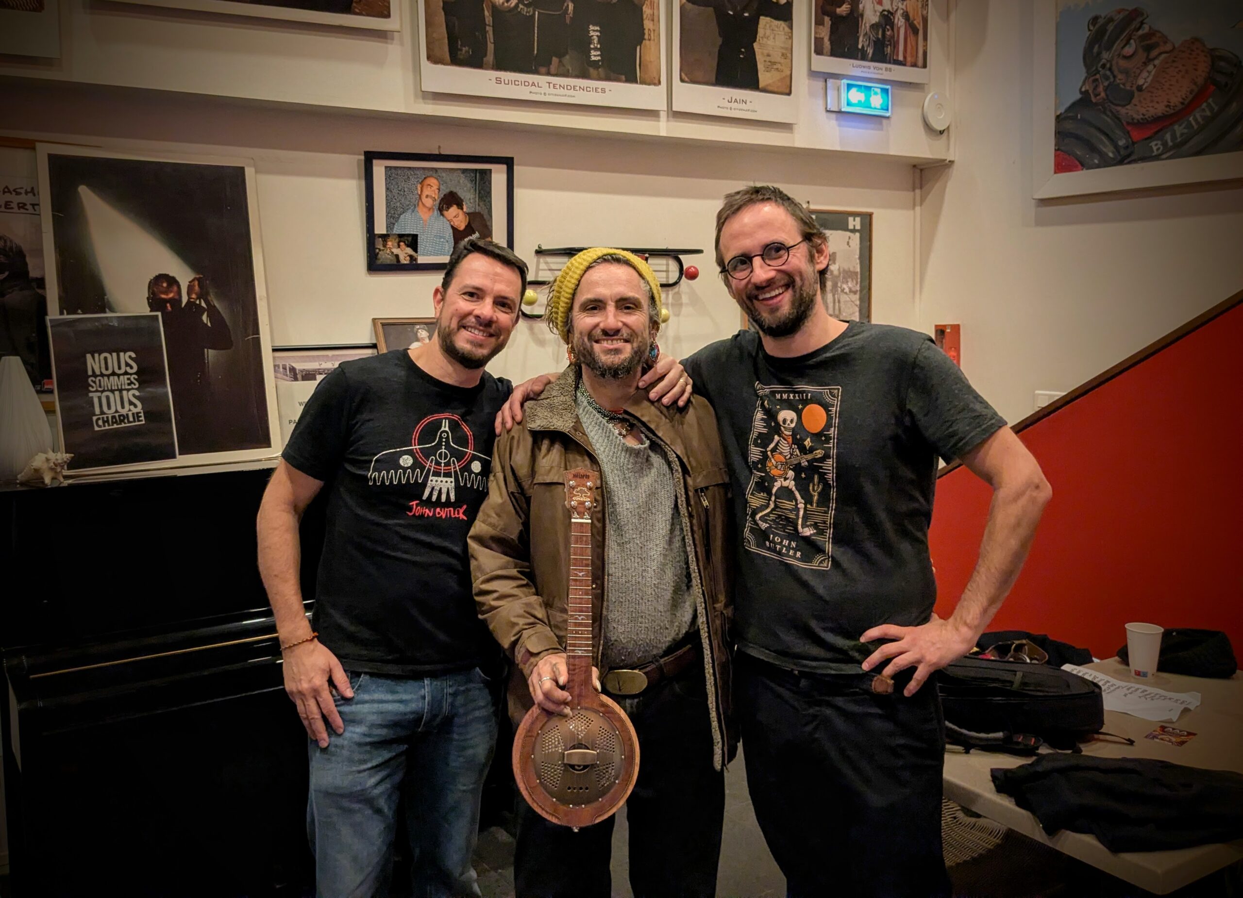 John Butler au Bikini 2025 Ukulele Melopee SBUK303 20th Anniversary avec Baptiste9